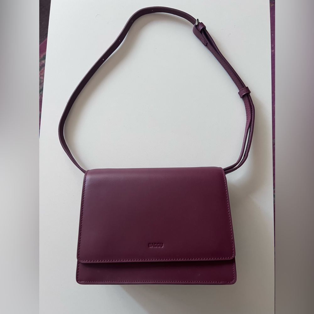 BAGGU Small Structured Leather Bag - Cranberry - image 1